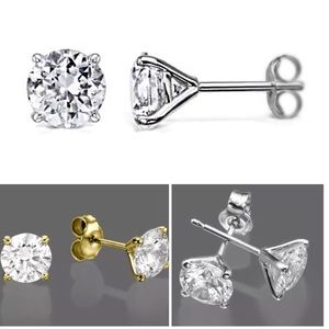 .50Ct Brilliant Diamond 14K Gold Martini Studs